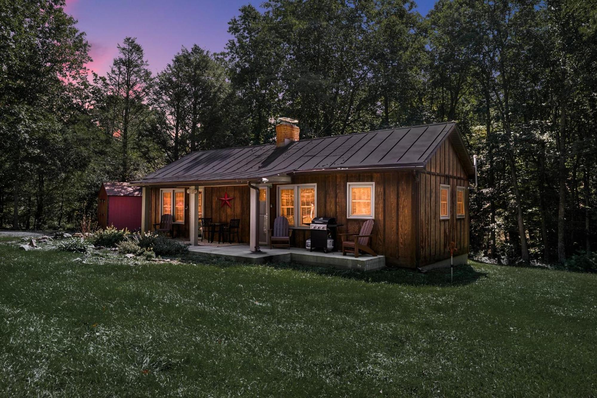 River Access W Hot Tub, Grill, Wifi, & Fire Pit! Lost City Eksteriør billede